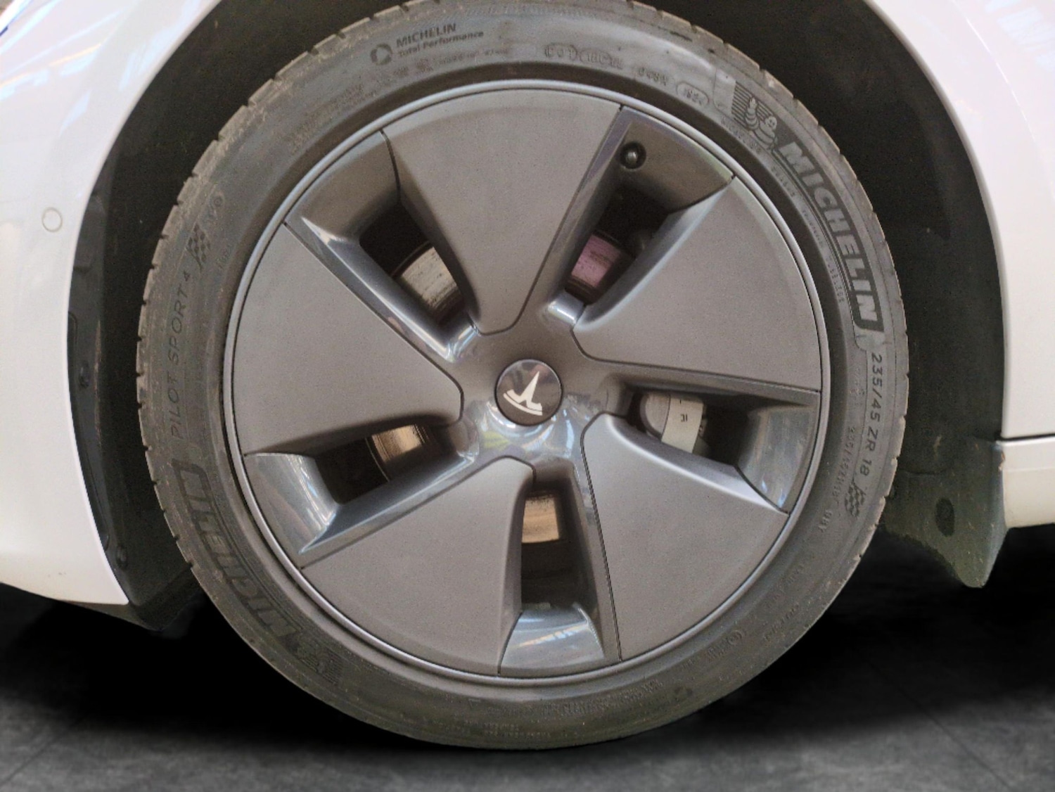 Used Tesla Model 3 2021 for sale - 76438350: Photo 27