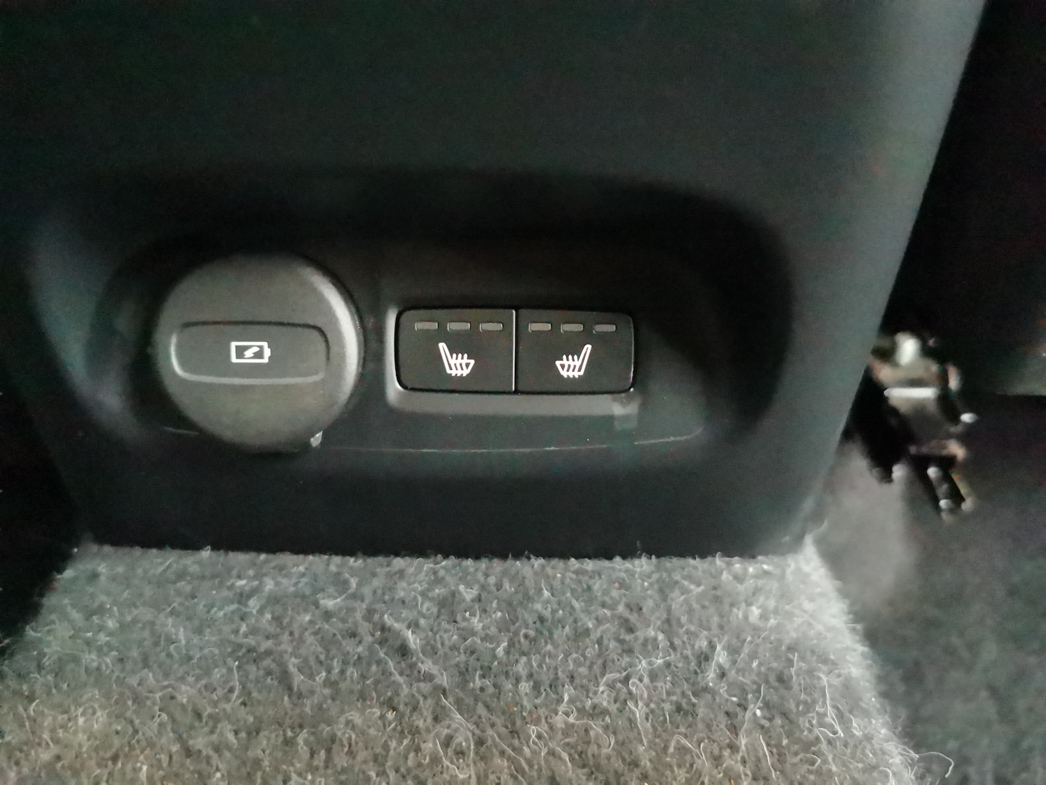 Used Volvo XC40 2021 for sale - 77648559: Photo 24