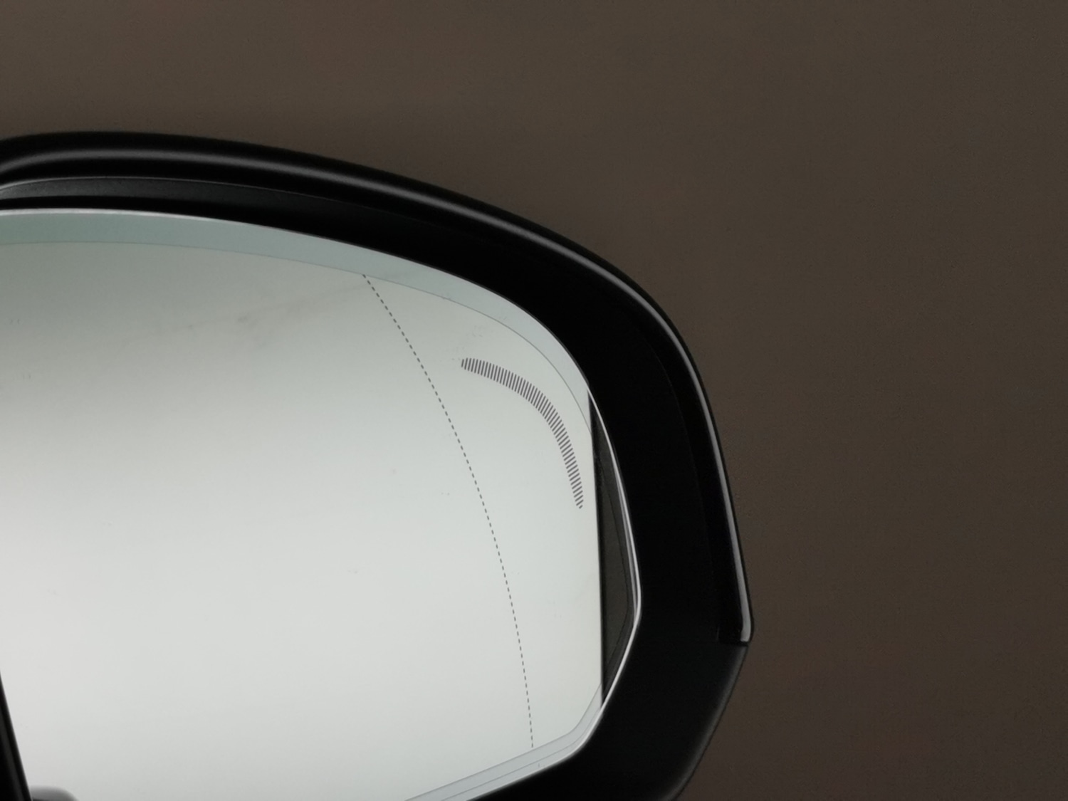 Used Volvo XC40 2021 for sale - 77648559: Photo 25