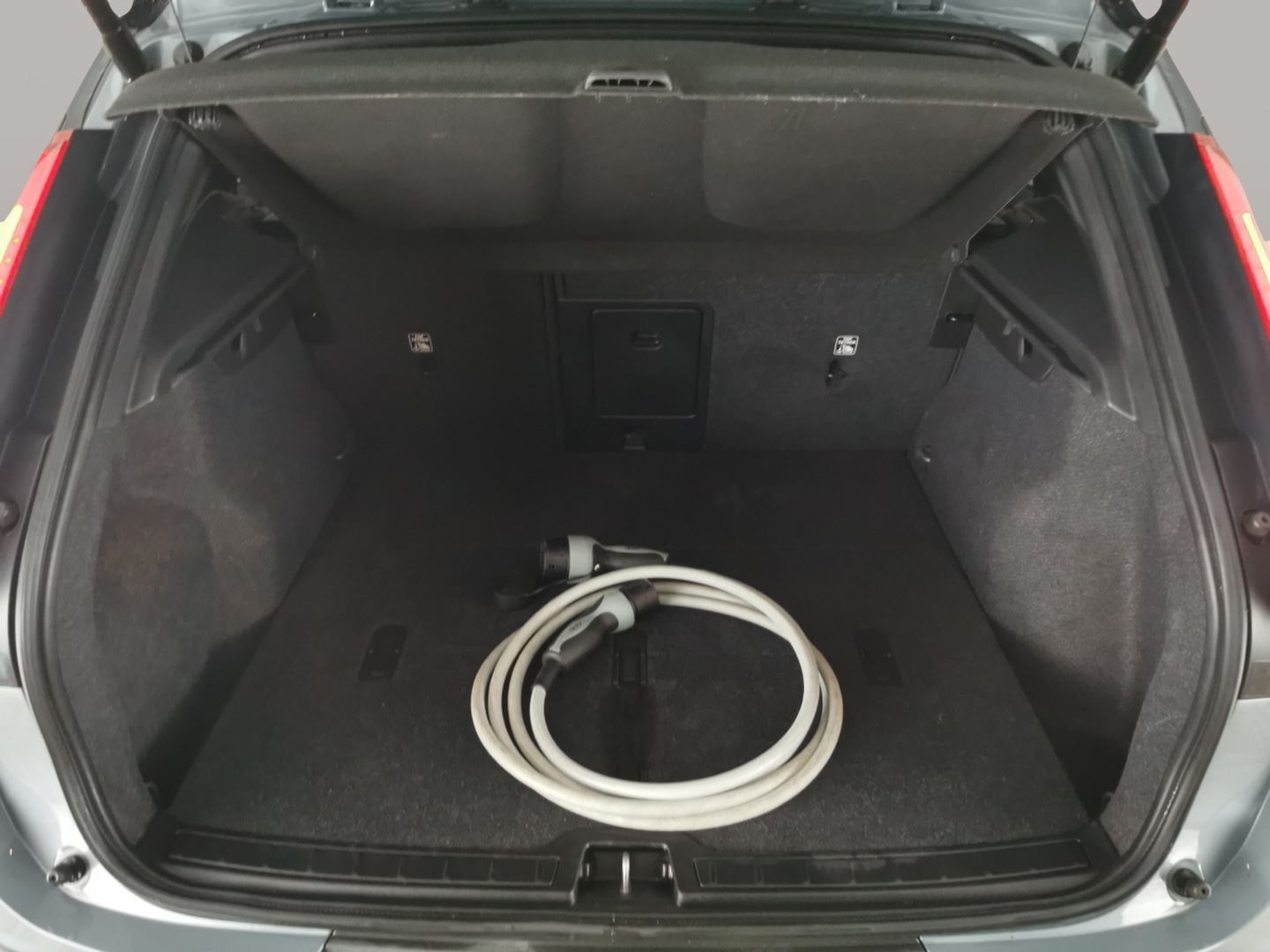 Used Volvo XC40 2021 for sale - 77648559: Photo 37