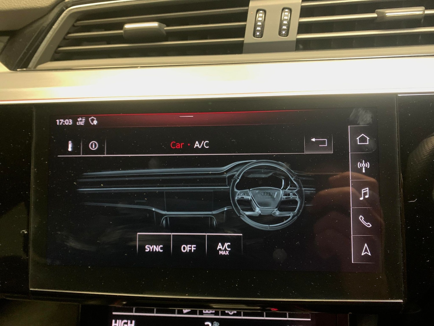 Used Audi e-tron 2020 for sale - 77688648: Photo 15