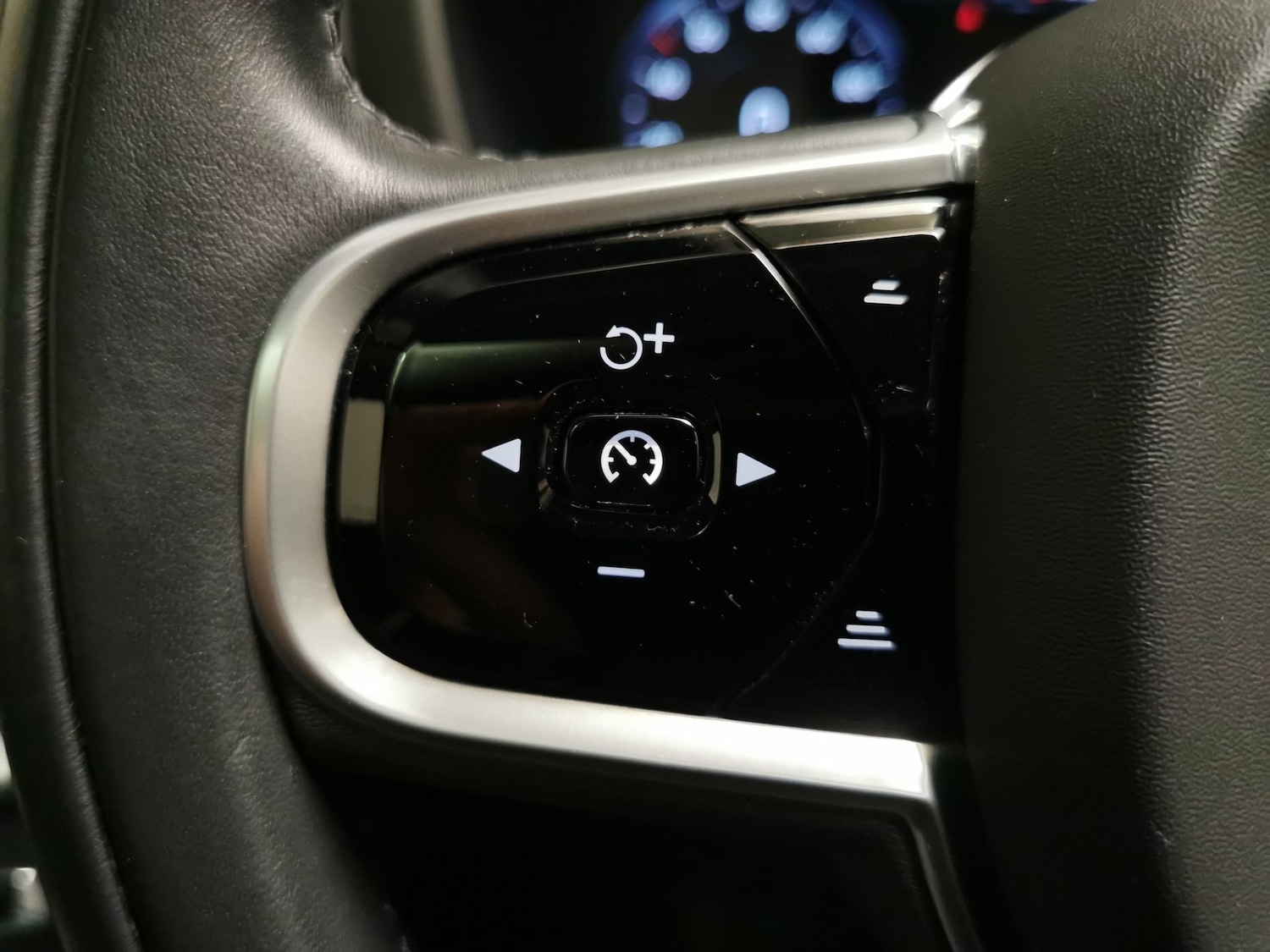 Used Volvo XC60 2020 for sale - 76636265: Photo 23