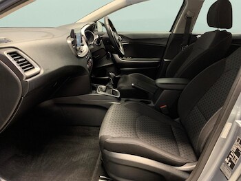 Used Kia XCeed 2020 for sale - 75525325: Photo
