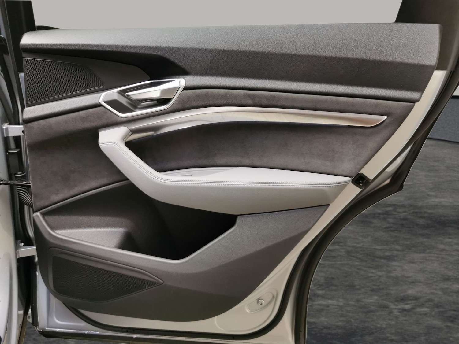 Used Audi e-tron 2021 for sale - 77530032: Photo 29