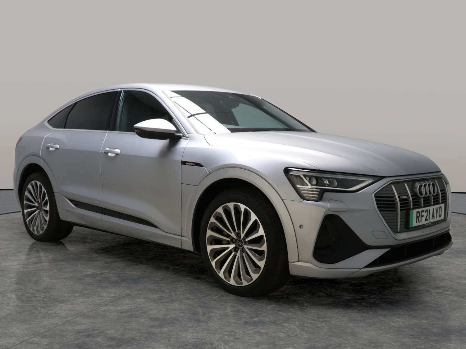 Used Audi e-tron 2021 for sale - 77530032: Photo 8