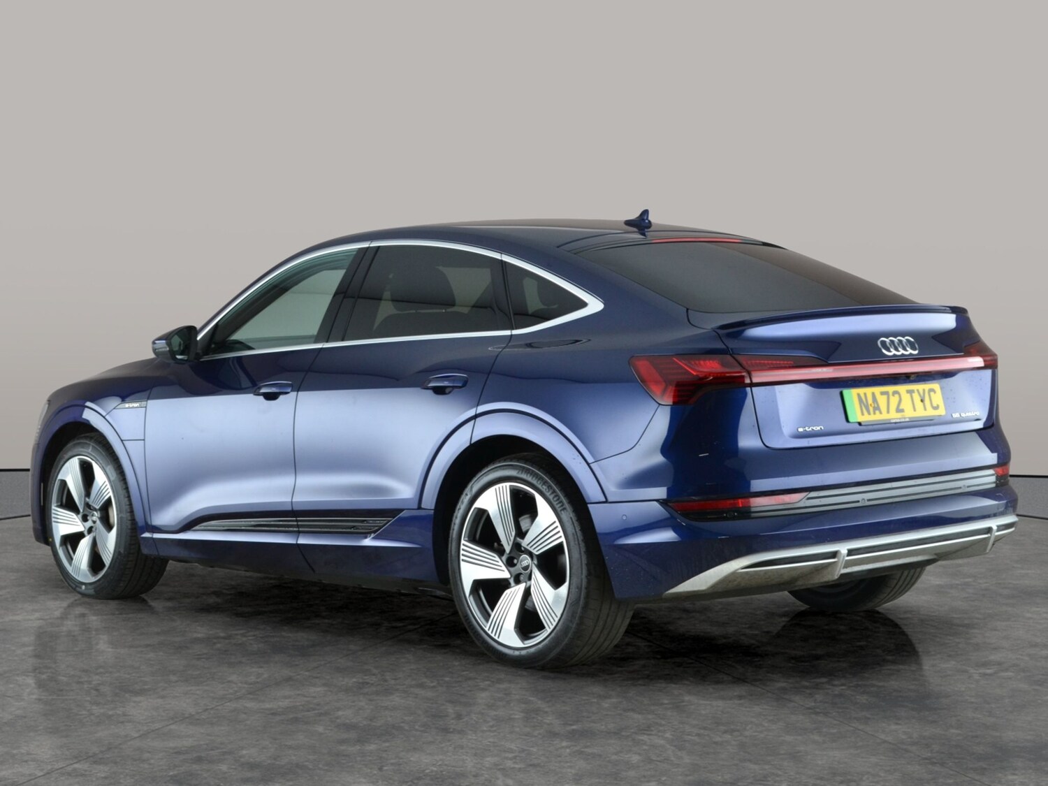 Used Audi e-tron 2022 for sale - 77413087: Photo 12