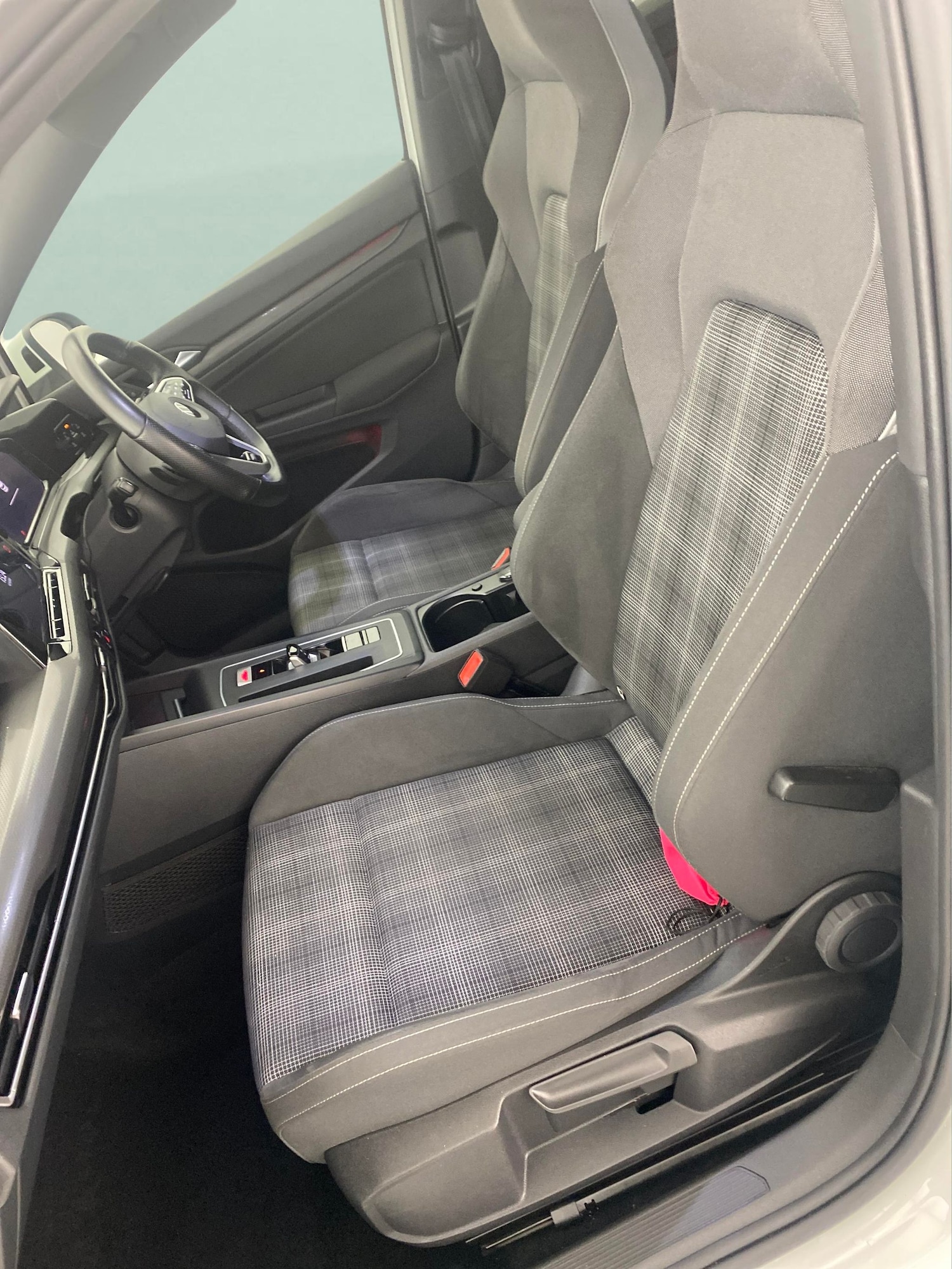 Used Volkswagen Golf 2021 for sale - 77902179: Photo 4