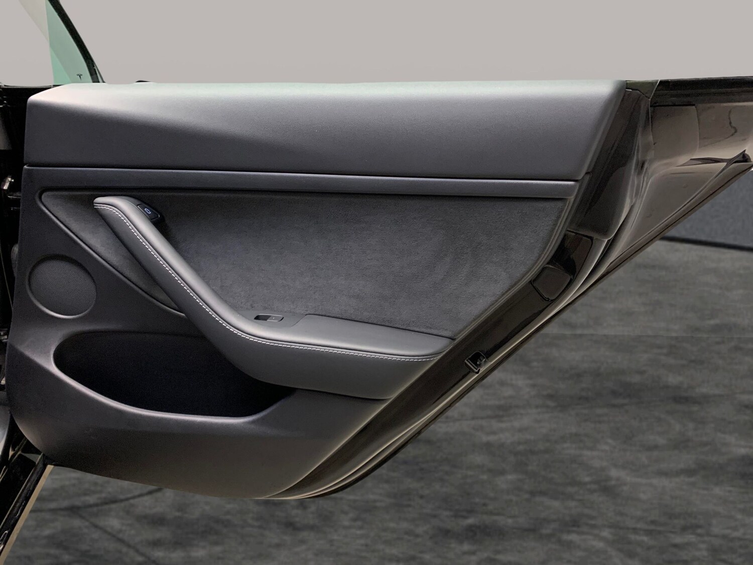 Used Tesla Model 3 2023 for sale - 77740375: Photo 28