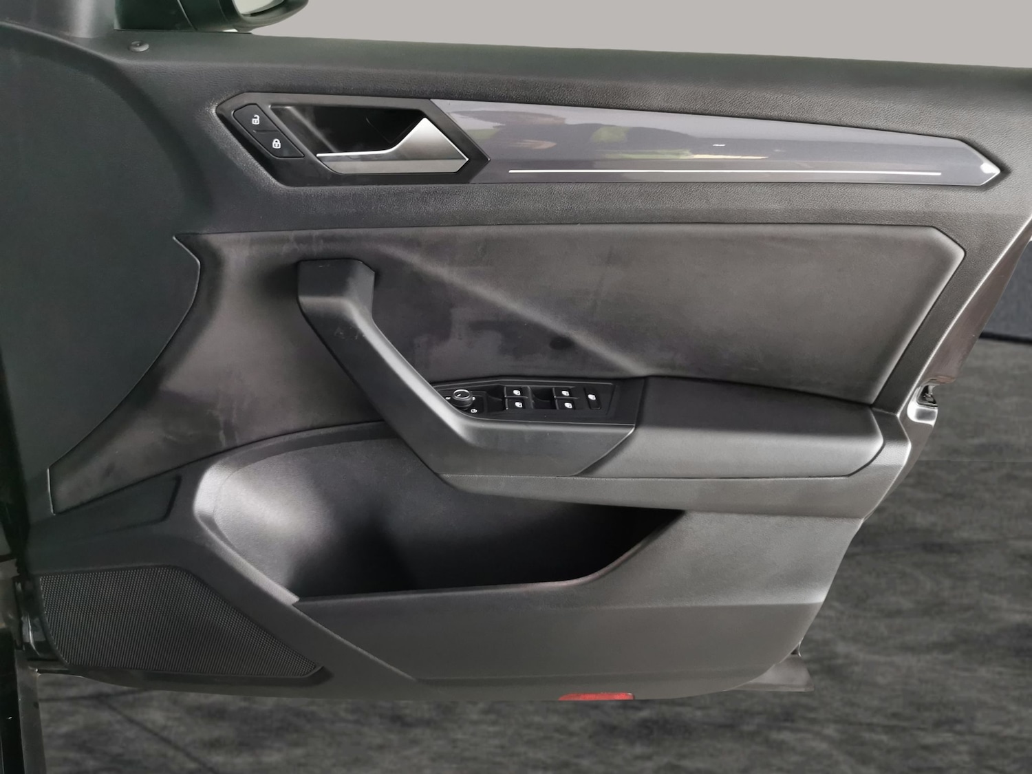 Used Volkswagen T-Roc 2021 for sale - 76731924: Photo 33