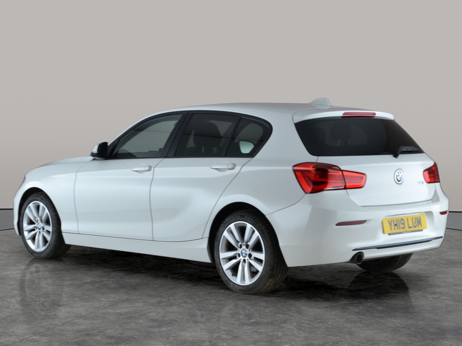 Used BMW 1 Series 2019 for sale - 77165647: Photo 11