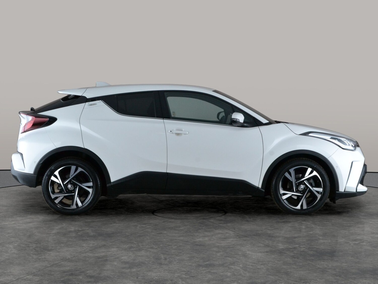 Used Toyota C-HR for sale - 78129464: Photo 9