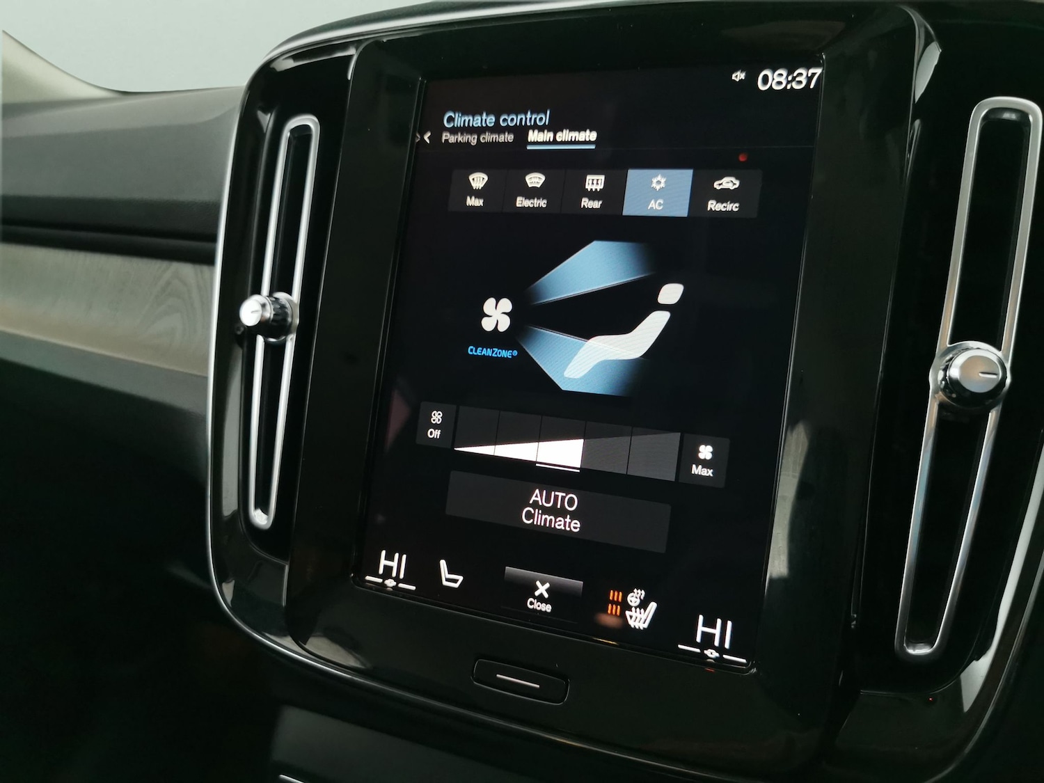 Used Volvo XC40 2022 for sale - 76984536: Photo 19