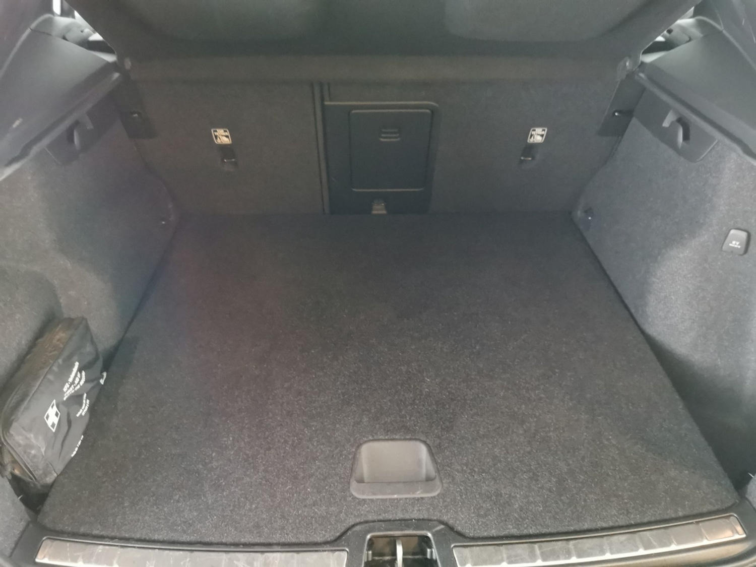 Used Volvo XC40 2022 for sale - 76984536: Photo 34