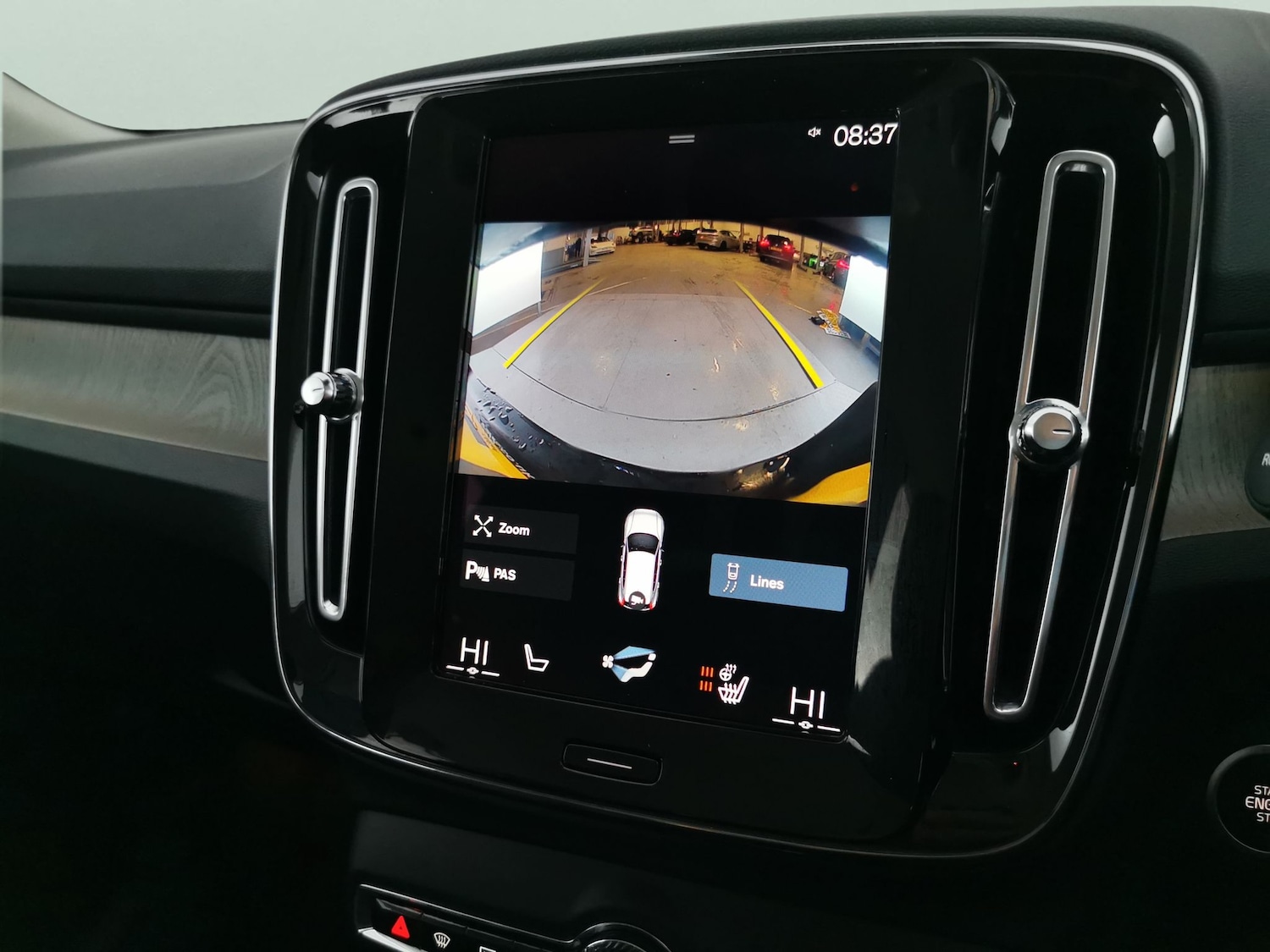 Used Volvo XC40 2022 for sale - 76984536: Photo 6