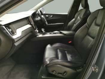 Used Volvo XC60 2019 for sale - 75096298: Photo