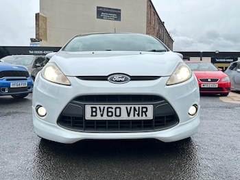 Used Ford Fiesta 2010 for sale - 78853900: Photo