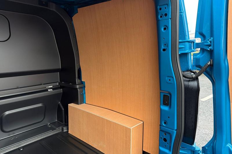 Used Ford Transit Custom 2025 for sale - 76690872: Photo 9