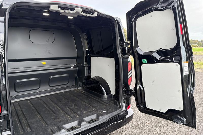 Used Ford Transit Custom 2025 for sale - 76382065: Photo 16