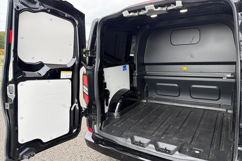 Used Ford Transit Custom 2025 for sale - 76382065: Photo 17