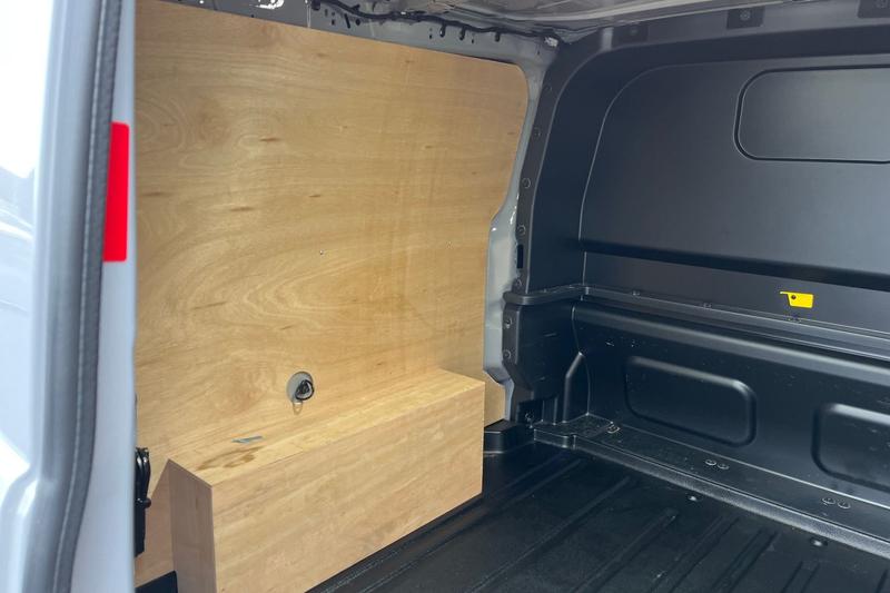 Used Ford Transit Custom 2025 for sale - 77918647: Photo 4