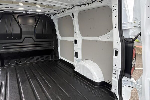 Used Ford Transit Custom 2024 for sale - 76271409: Photo 17