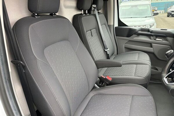 Used Ford Transit Custom 2024 for sale - 76271409: Photo 30