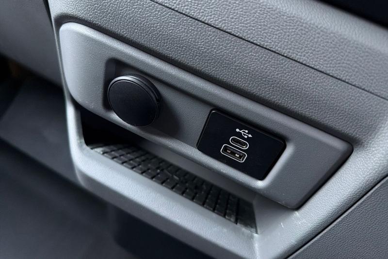 Used Ford Transit Custom 2024 for sale - 76458538: Photo 25