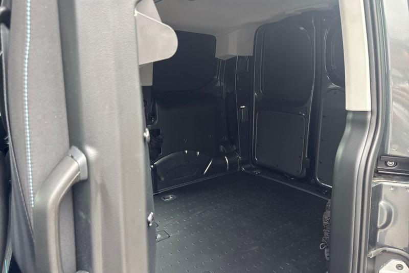 Used Ford Transit Connect 2025 for sale - 75932090: Photo 5