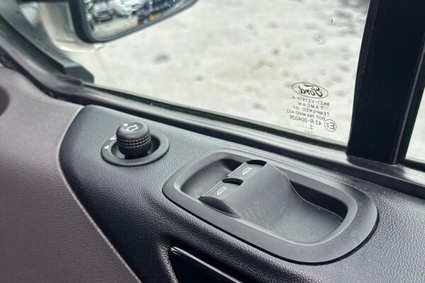 Used Ford Transit Custom 2022 for sale - 75277668: Photo 25