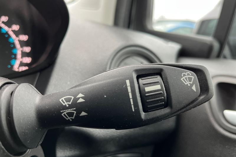 Used Ford Tourneo Courier 2020 for sale - 76382073: Photo 15