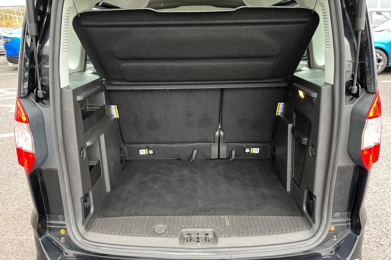 Used Ford Tourneo Courier 2020 for sale - 76382073: Photo 21