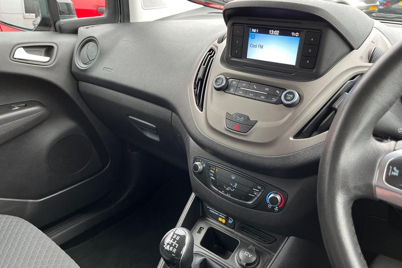 Used Ford Tourneo Courier 2020 for sale - 76382073: Photo 22