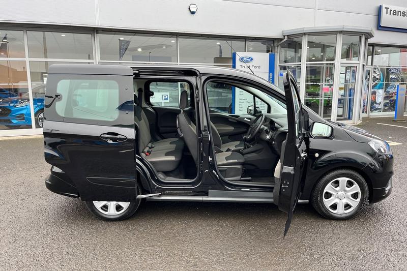 Used Ford Tourneo Courier 2020 for sale - 76382073: Photo 23