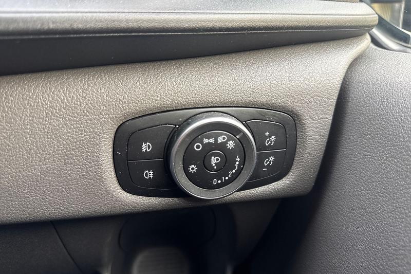 Used Ford Transit Custom 2023 for sale - 76382094: Photo 25