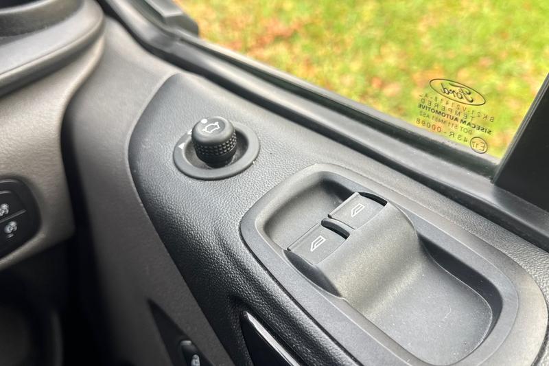 Used Ford Transit Custom 2023 for sale - 76382094: Photo 37