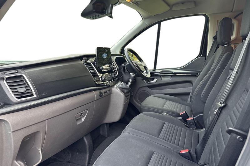 Used Ford Transit Custom 2023 for sale - 76382094: Photo 4