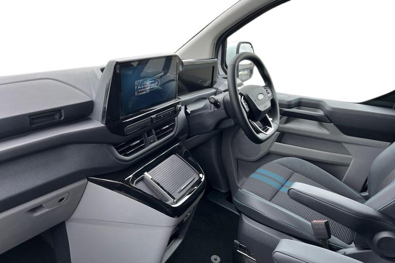 Used Ford Transit Custom 2026 for sale - 78087824: Photo 3