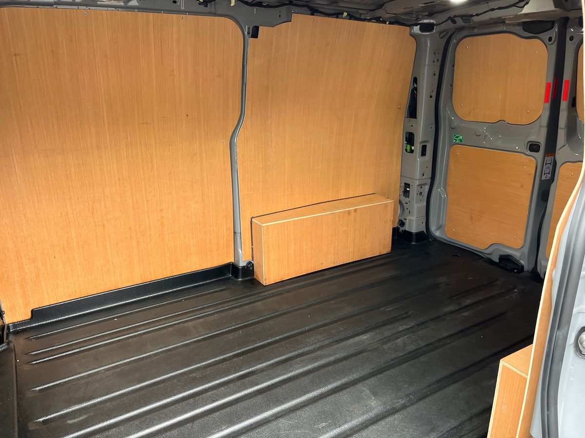 Used Ford E-Transit 2025 for sale - 76197863: Photo 10