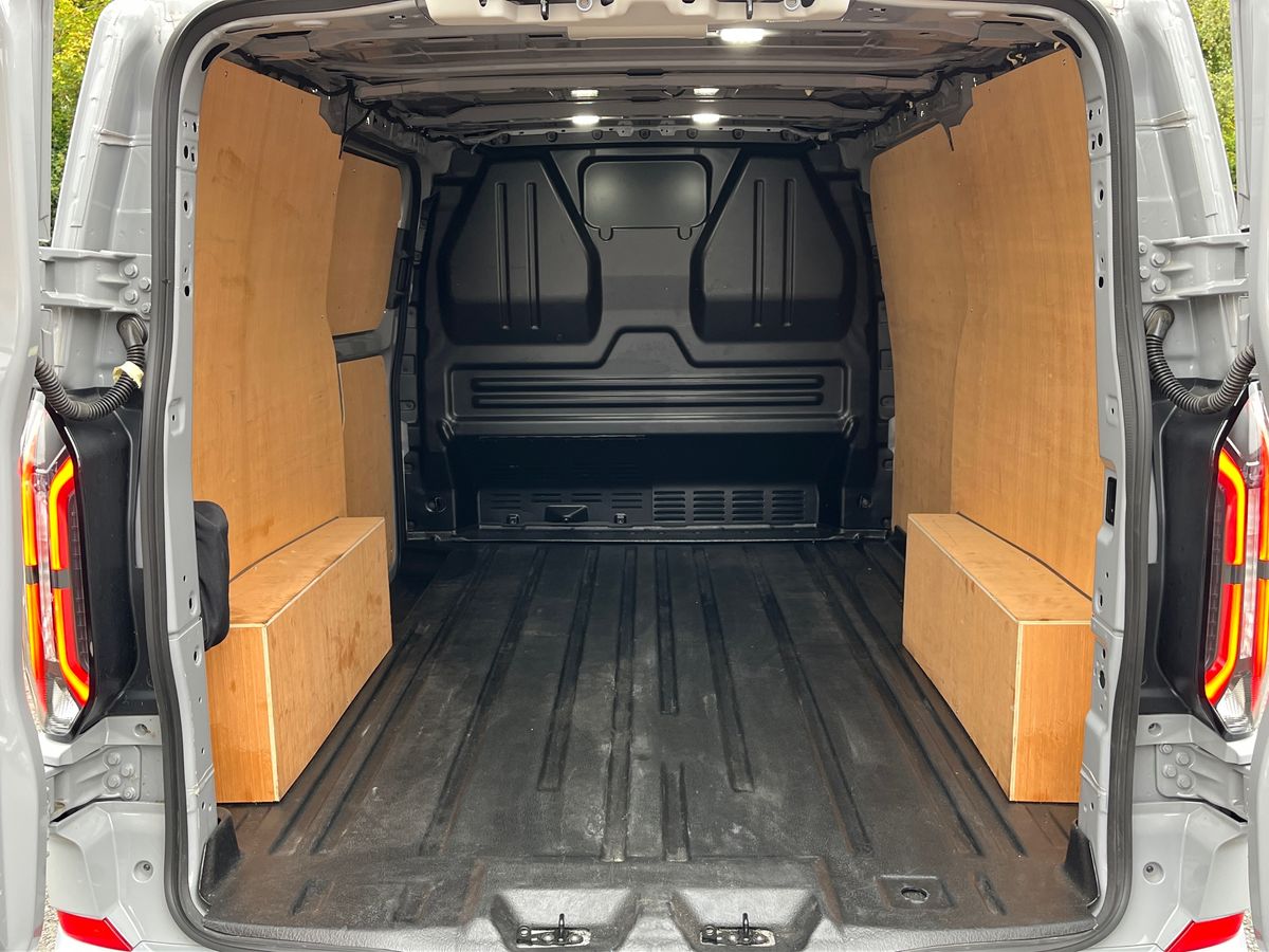 Used Ford E-Transit 2025 for sale - 76197863: Photo 11