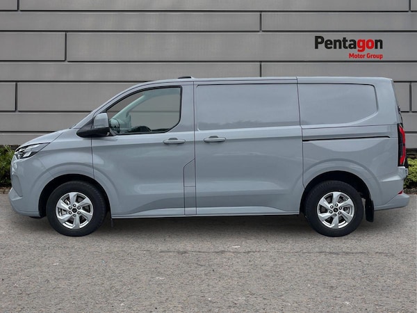 Used Ford E-Transit 2025 for sale - 76197863: Photo 14