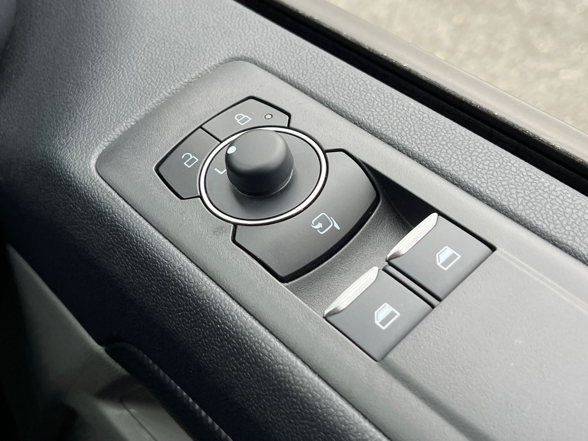 Used Ford E-Transit 2025 for sale - 76197863: Photo 26