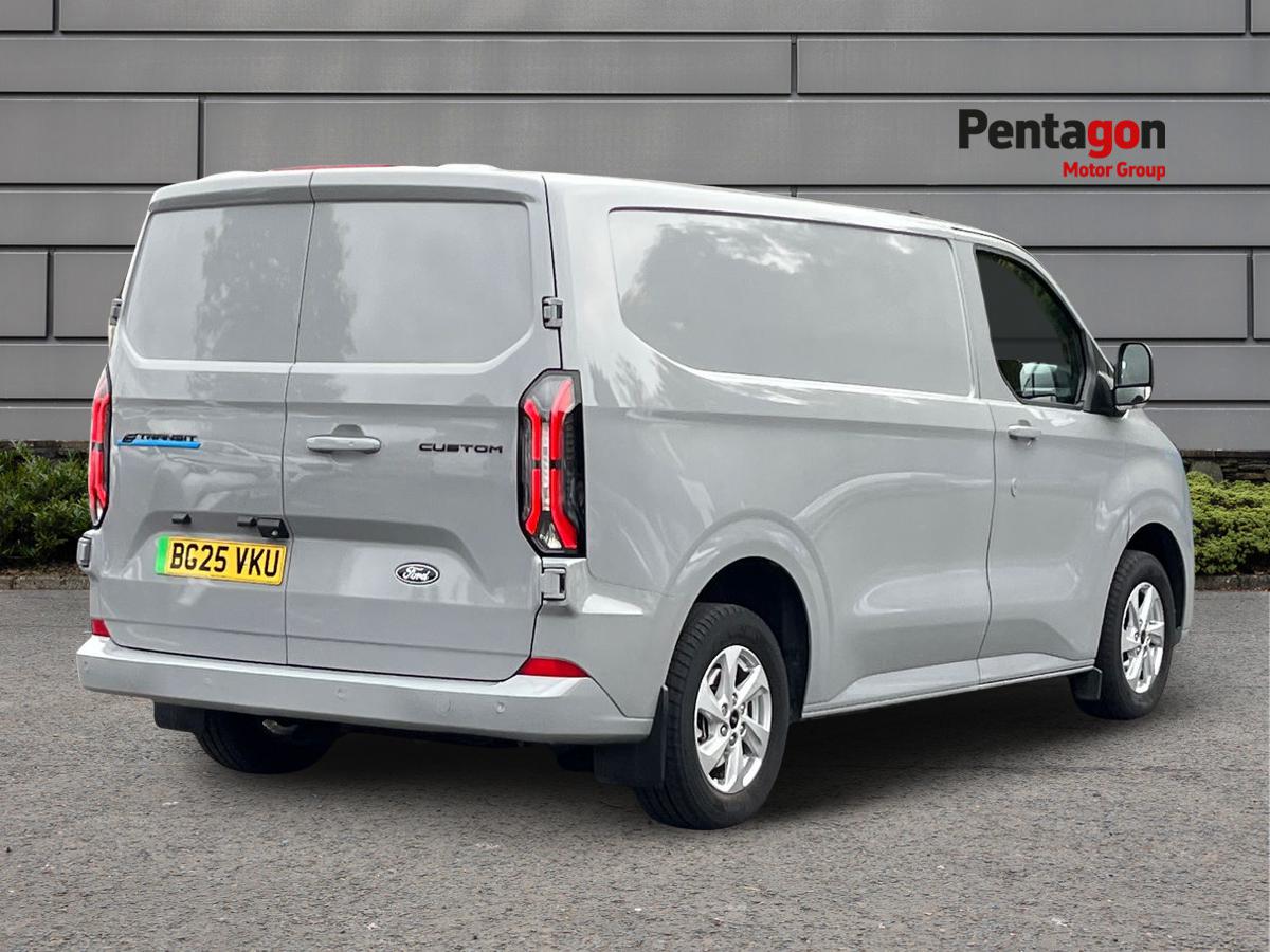 Used Ford E-Transit 2025 for sale - 76197863: Photo 4