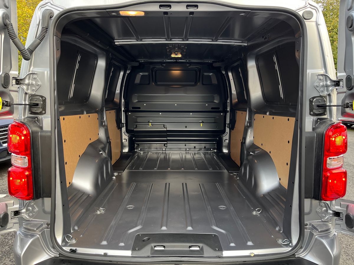 Used Vauxhall Vivaro 2025 for sale - 76476211: Photo 12