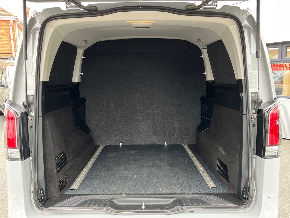 Used Mercedes-Benz Vito 2025 for sale - 76119971: Photo 11