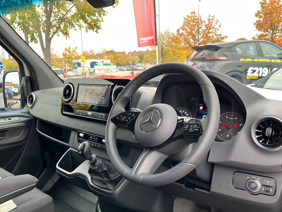 Used Mercedes-Benz Sprinter 2025 for sale - 76236511: Photo 5