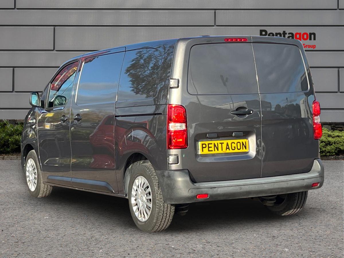 Used Toyota ProAce 2021 for sale - 76627703: Photo 2