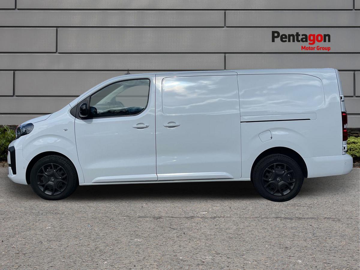 Used Vauxhall Vivaro 2024 for sale - 74917312: Photo 14