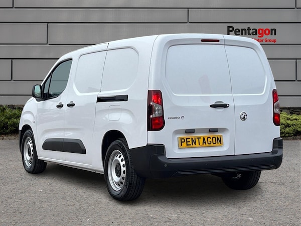 Used Vauxhall Combo 2025 for sale - 73644692: Photo 2