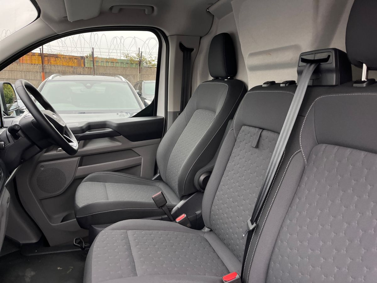 Used Ford E-Transit 2024 for sale - 76257223: Photo 9