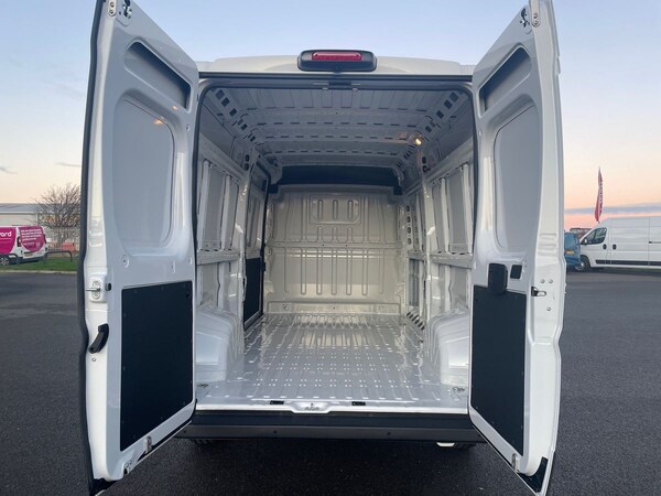 Used Vauxhall Movano 2025 for sale - 76236521: Photo 12